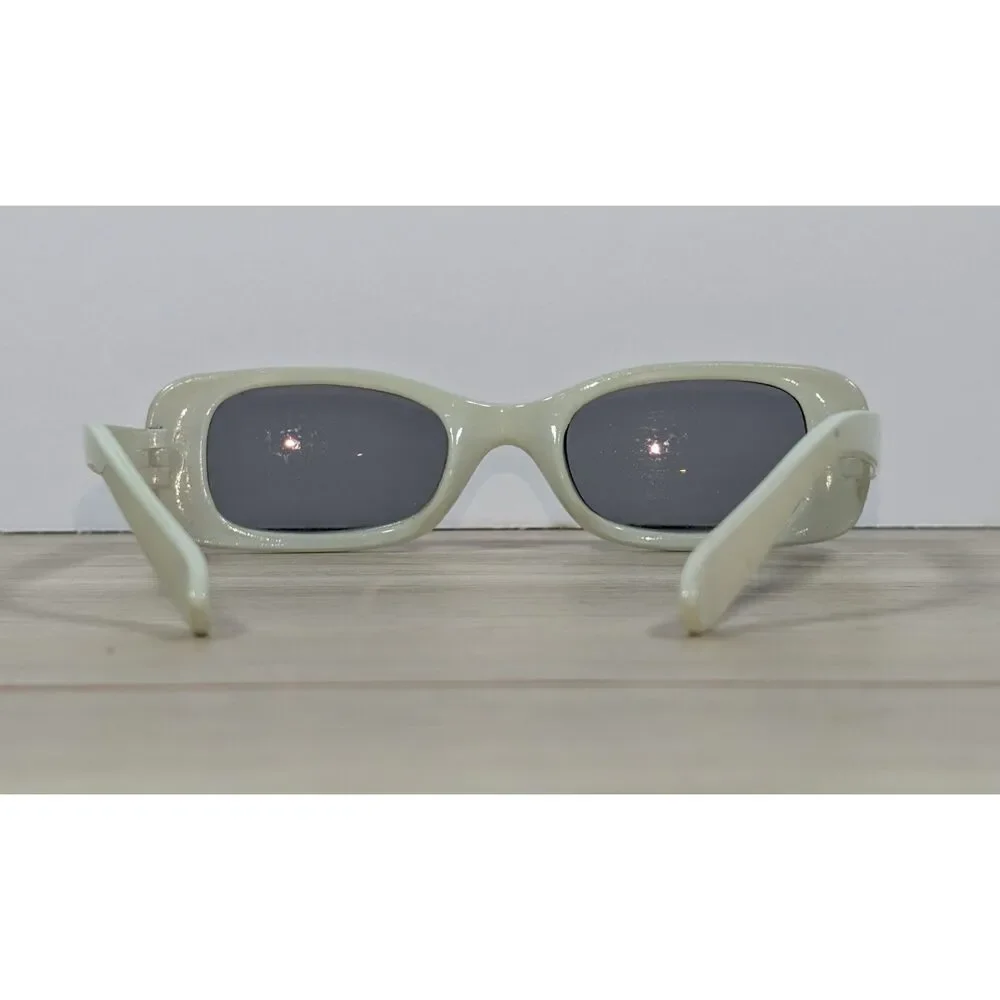Vintage Kids Y2K White Rectangle Sunglasses Child Size Cream Frame Retro 90s